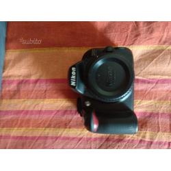 Fotocamera nikon d3100 + ottica 18-55 + accessori